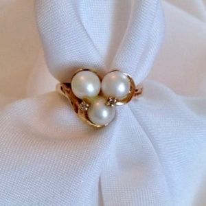 💲SALE💲Genuine Cultured Freshwater White 6mm Pearl Diamond Accent 10K Ring